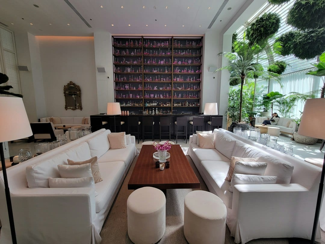 Modern apartment living room interior in Singapore District 20